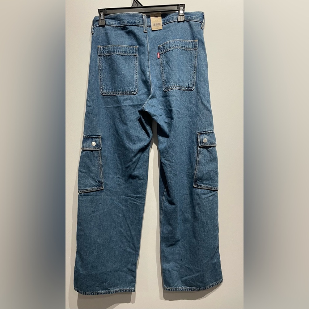 Levi's Superlow Loose Cargo Lightweight Jeans Women's 28X32 Blue NWT - Picture 2 of 8